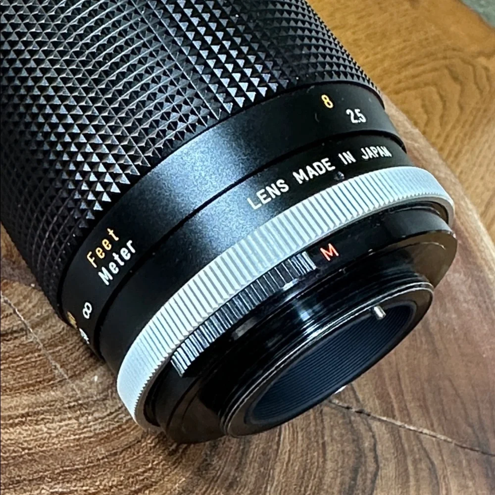 Panagor 200mm f/3.5 Telephoto Lens - M42 Mount